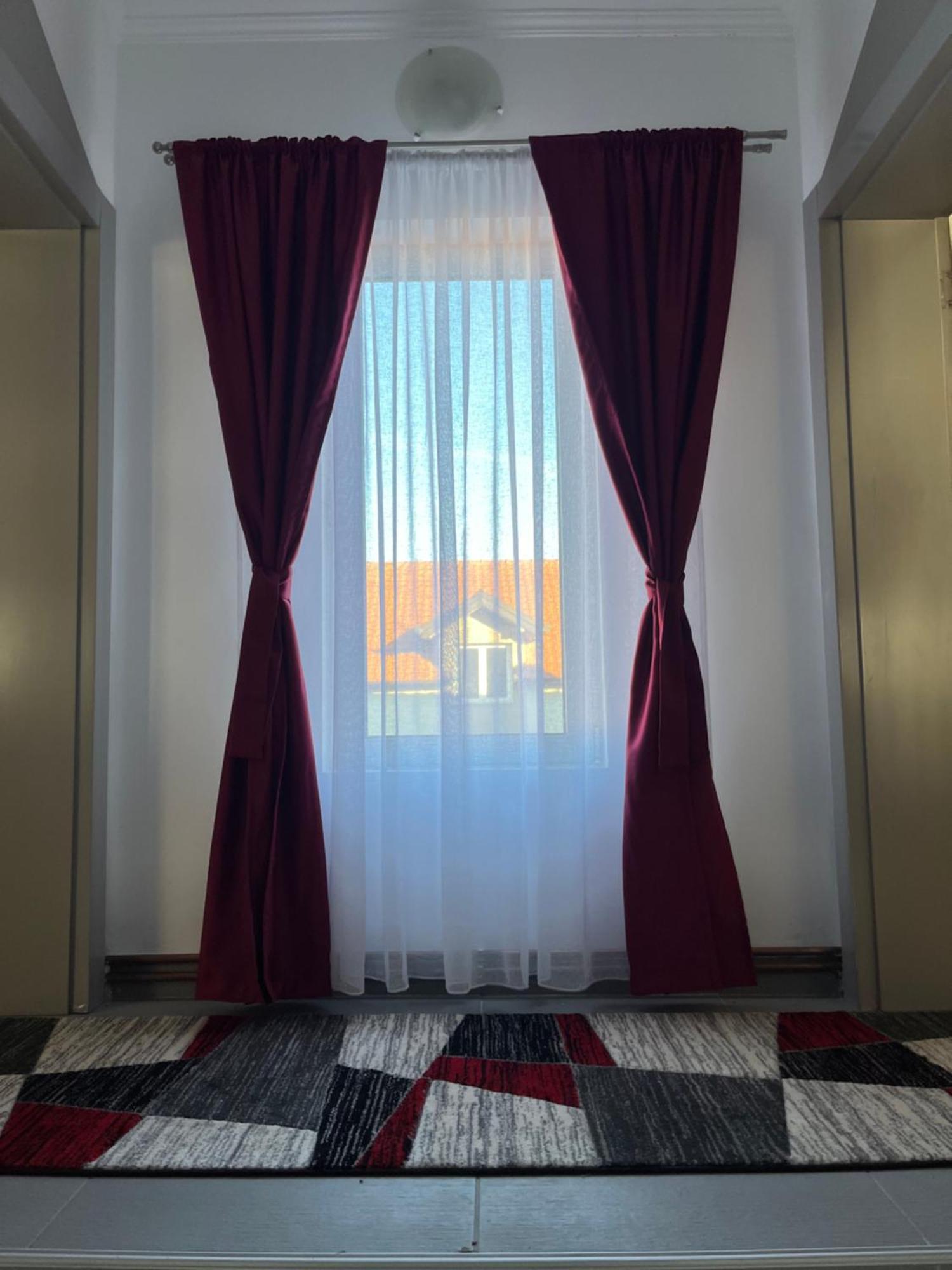 Airport Sky Apartments Lux II Белград Екстер'єр фото