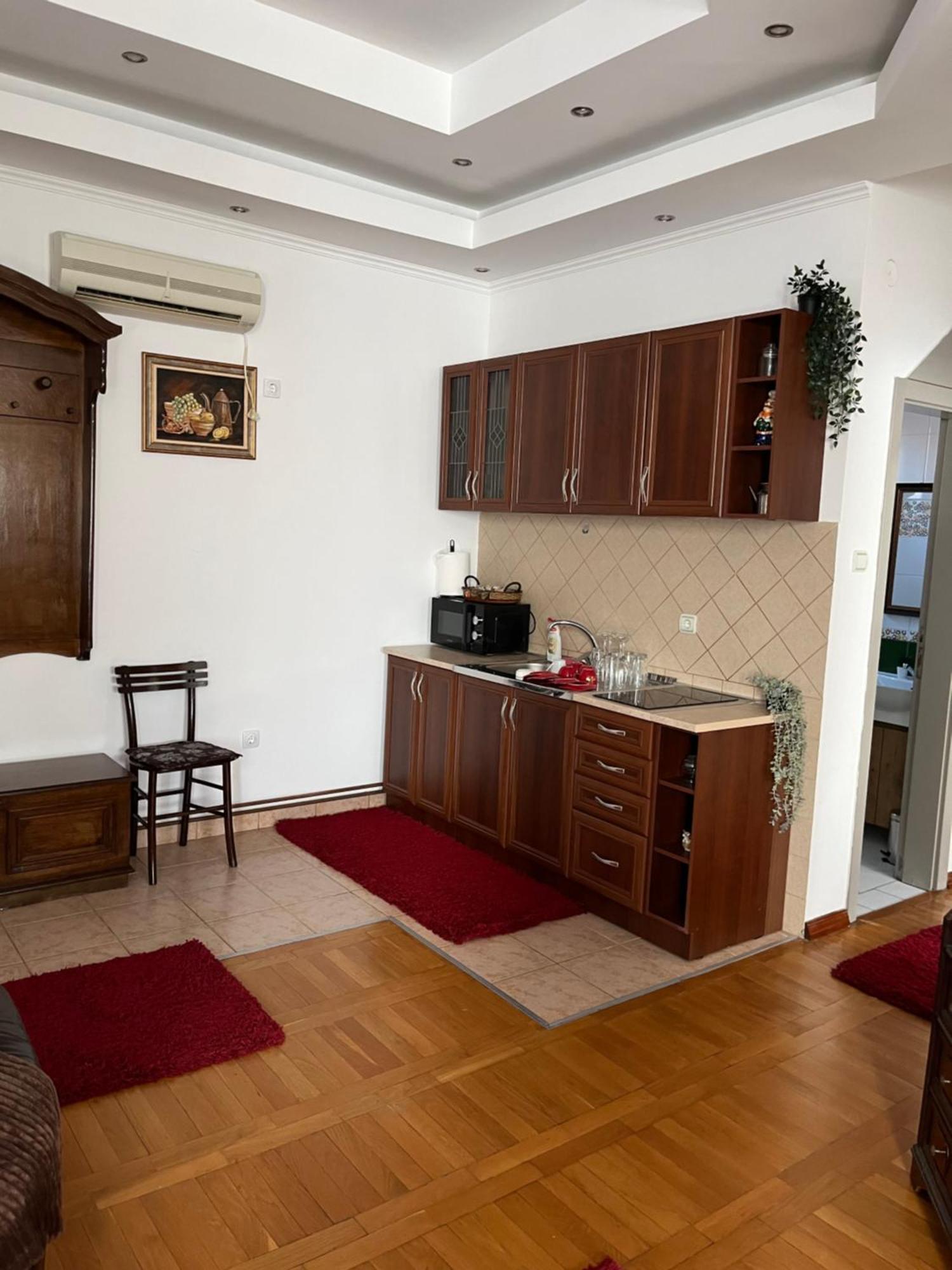 Airport Sky Apartments Lux II Белград Екстер'єр фото